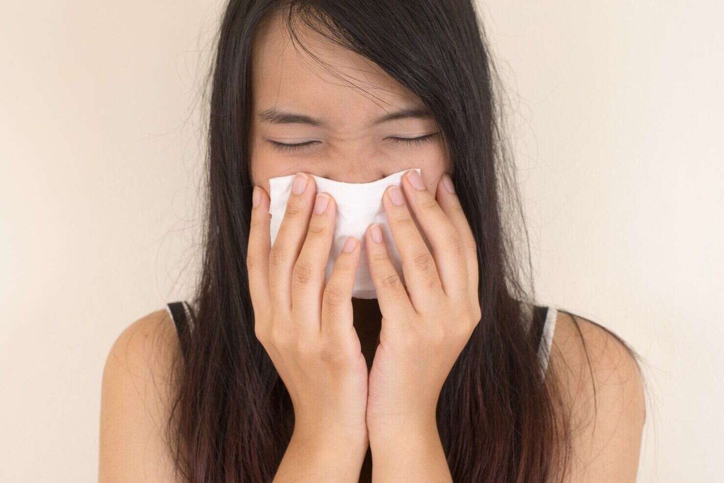 Viêm mũi vận mạch là nguyên nhân gây chảy nước mũi hắt hơi liên tục