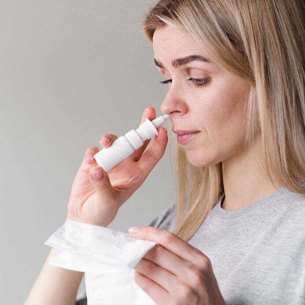 Cách điều trị viêm mũi dị ứng gồm có sử dụng thuốc kháng histamin