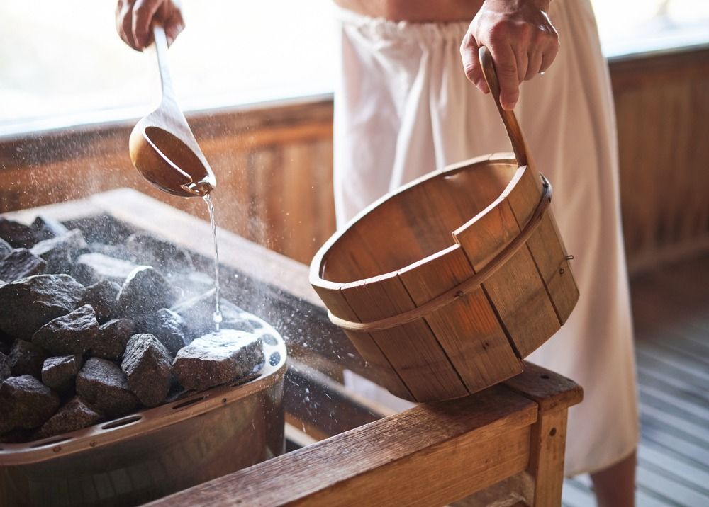 xông hơi là cách chữa hắt xì sổ mũi liên tục tại nhà
